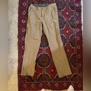 Men’s G.H. Bass & Co. Brown Cargo Pants (34x36)